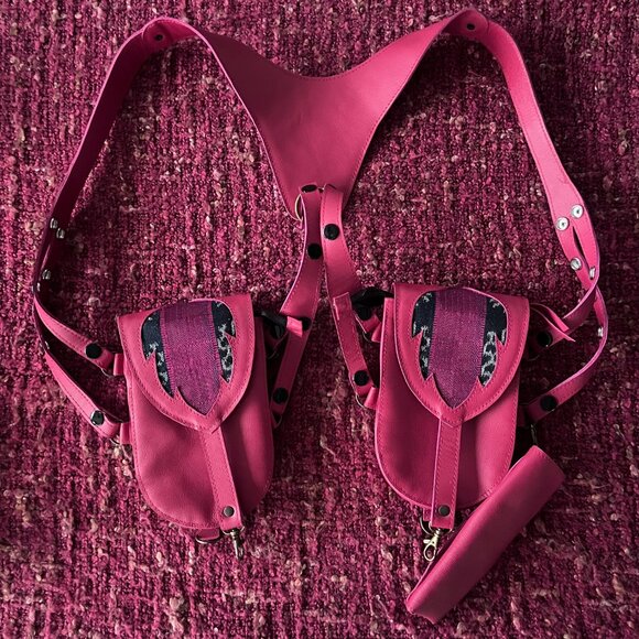 Cosmic Love Holster - Pink - Picture 2 of 4